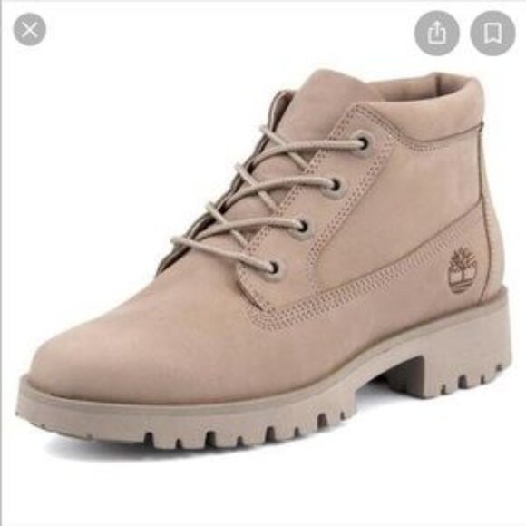 Timberland Lyonsdale Chunky-Sole Leather Boots in Light Beige & Grey - Picture 1 of 16